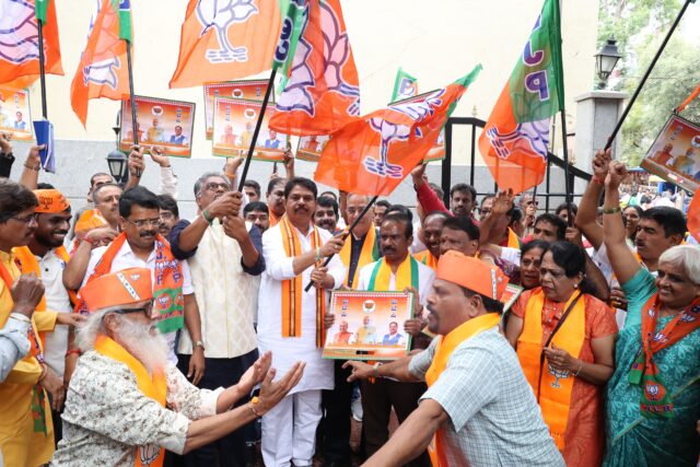 Victory celebration at BJP state office
