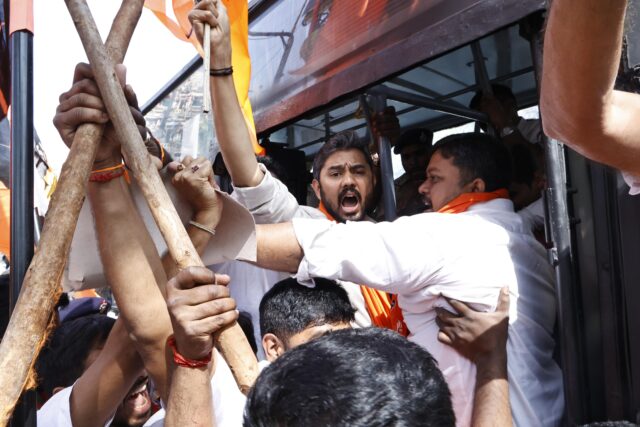 Keregodu Flag Controversy BJP Protests in Bengaluru, Many Arrested