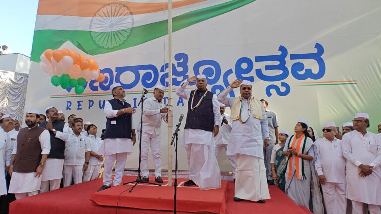We must be united to protect our constitution and democracy: AICC President Mallikarjun Kharge| ನಮ್ಮ ಸಂವಿಧಾನವನ್ನು ಮತ್ತು ಪ್ರಜಾಪ್ರಭುತ್ವವನ್ನು ಕಾಪಾಡುವುದಕ್ಕಾಗಿ ನಾವು ಒಗ್ಗಟ್ಟಾಗಿರಬೇಕು: ಎಐಸಿಸಿ ಅಧ್ಯಕ್ಷರಾದ ಮಲ್ಲಿಕಾರ್ಜುನ ಖರ್ಗೆ 10 We must be united to protect our constitution and democracy: AICC President Mallikarjun Kharge