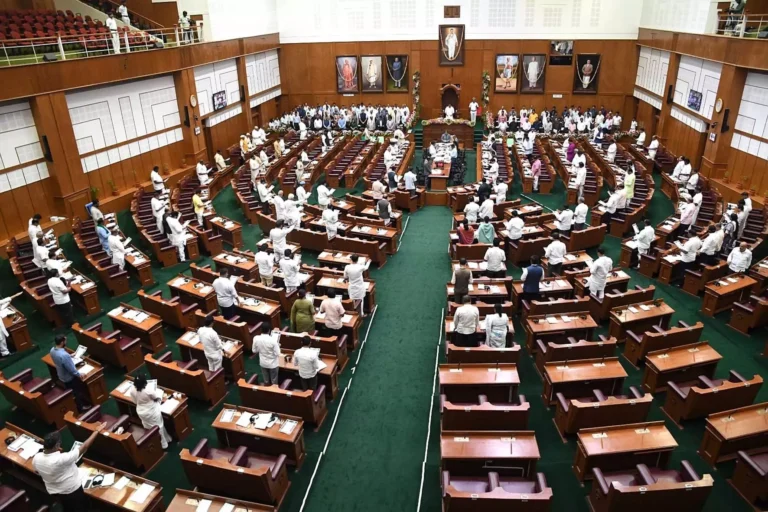 ಗ್ರಾಮ ಸ್ವರಾಜ್ ಮತ್ತು ಪಂಚಾಯತ್ ರಾಜ್ ತಿದ್ದುಪಡಿ ವಿಧೇಯಕ ಅಂಗೀಕಾರ