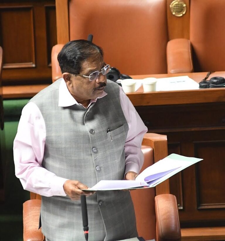 ‘ವಕೀಲರ ಪ್ರತಿಭಟನೆ’ ಐಜೂರು ಠಾಣಾ ಪಿಎಸ್ಸೈ ಅಮಾನತು: ಗೃಹ ಸಚಿವ ಜಿ.ಪರಮೇಶ್ವರ್