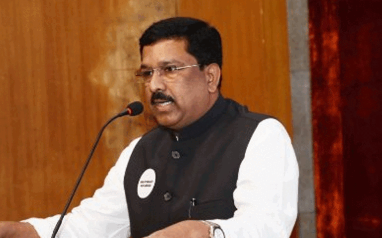 ‘ನಾನು ಸ್ವಾತಂತ್ರ್ಯ ಹೋರಾಟಗಾರರ ಕುಟುಂಬದ ಸದಸ್ಯ’ ; ದೇಶಪ್ರೇಮದ ಪಾಠ ಬೇರೆಯವರಿಂದ ಕಲಿಯುವ ಅಗತ್ಯವಿಲ್ಲ: ನಾಸಿರ್ ಹುಸೇನ್