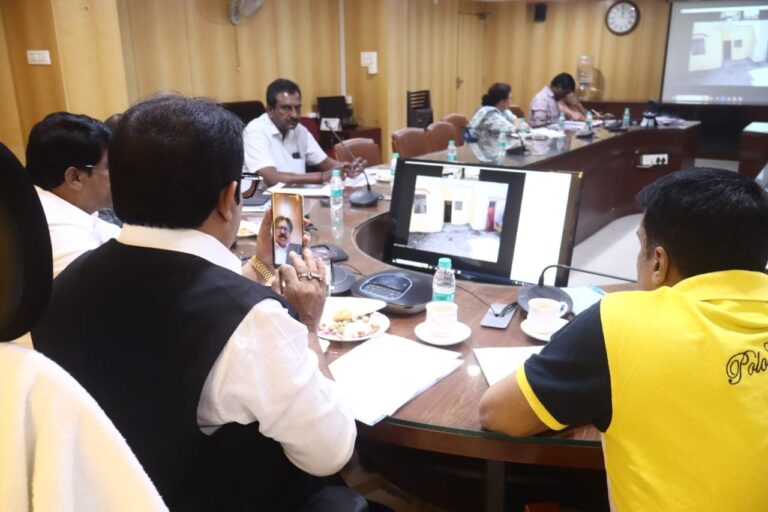 Allotment of houses to the poor: Strict action in case of failure, warns Minister Zameer Ahmed Khan warns