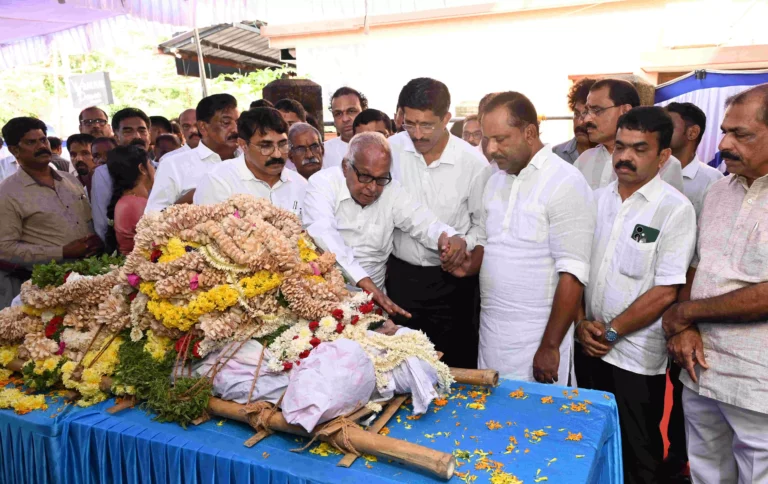 ಹಿರಿಯ ಪತ್ರಕರ್ತ ಮನೋಹರ್ ಪ್ರಸಾದ್‌ ನಿಧನಕ್ಕೆ ಸ್ಪೀಕರ್ ಯು.ಟಿ. ಖಾದರ್, ದ.ಕ. ಉಸ್ತುವಾರಿ ಸಚಿವ ಸಂತಾಪ