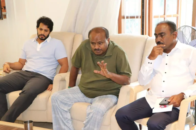 ಲೋಕಸಭಾ ಚುನಾವಣೆ: ಮಂಡ್ಯದಿಂದ ಸ್ಪರ್ಧಿಸಲು ಕುಮಾರಸ್ವಾಮಿ ನಿರ್ಧಾರ?