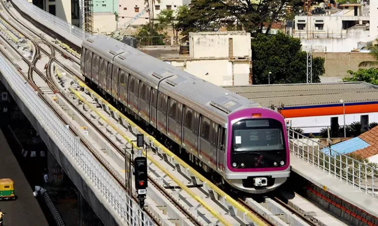 ಬೆಂಗಳೂರು | ಮೆಟ್ರೋ ನಿಲ್ದಾಣದಲ್ಲಿ ಅಸಭ್ಯ ವರ್ತನೆ ಆರೋಪ: ಮಹಿಳೆಯಿಂದ ದೂರು