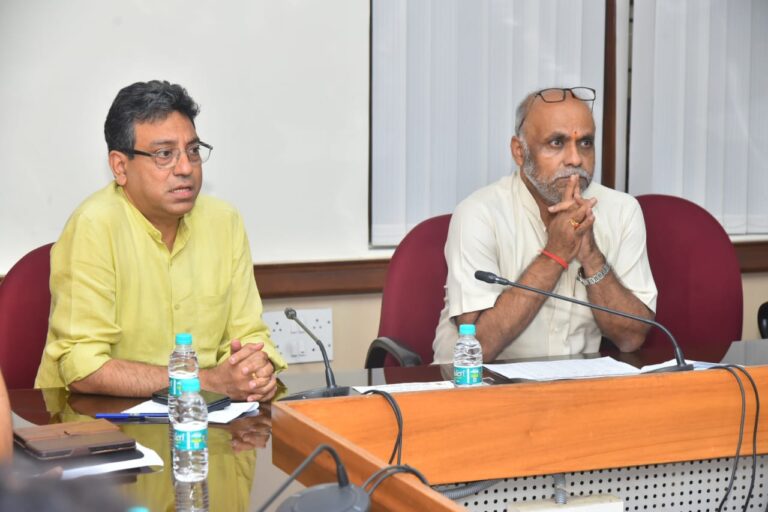 Rakesh Singh and Tushar Giri Nath