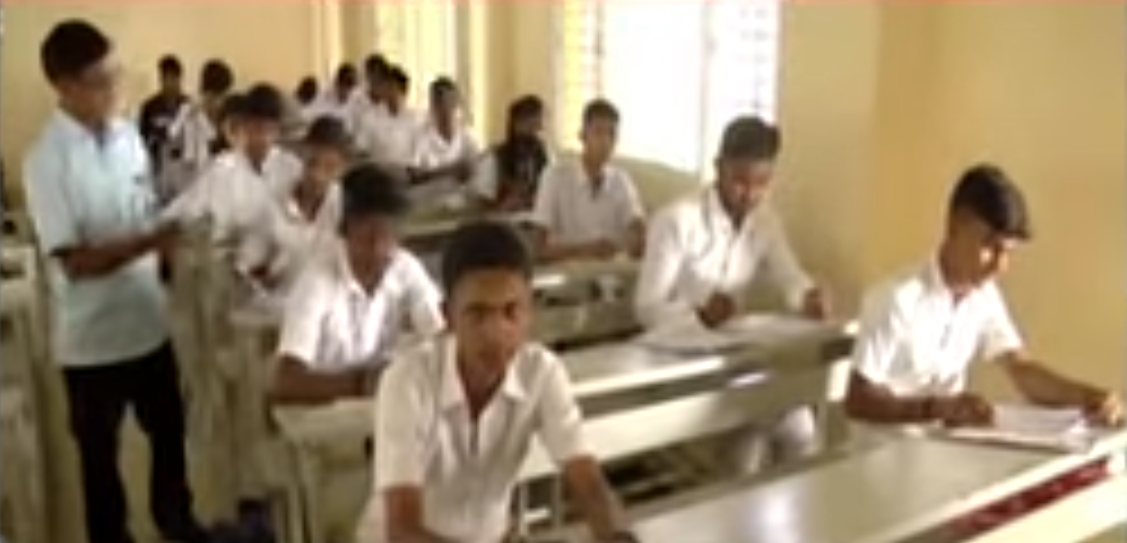 Bengaluru: Clash among students during SSLC exam: 3 stabbed | ಎಸೆಸ್ಸೆಲ್ಸಿ ಪರೀಕ್ಷೆ ವೇಳೆ ವಿದ್ಯಾರ್ಥಿಗಳ ನಡುವೆ ಗಲಾಟೆ: ಮೂವರಿಗೆ ಚಾಕು ಇರಿತ 1 Screenshot_2024-03-29-08-44-41-34_f9ee0578fe1cc94de7482bd41accb329