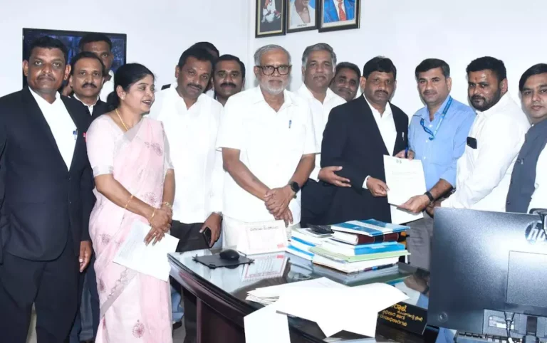 ತುಮಕೂರು | ಎಚ್‌.ಡಿ.ದೇವೇಗೌಡ ಅವರ ಭದ್ರತೆಯಲ್ಲಿ ವೈಫಲ್ಯ ; ಕ್ರಮಕ್ಕೆ ಬಿಜೆಪಿ-ಜೆಡಿಎಸ್ ಒತ್ತಾಯ