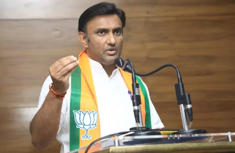 4.8 ಕೋಟಿ ರೂ. ನಗದು ವಶ: ಬಿಜೆಪಿ ಅಭ್ಯರ್ಥಿ ಕೆ. ಸುಧಾಕರ್ ವಿರುದ್ಧ ಪ್ರಕರಣ ದಾಖಲು