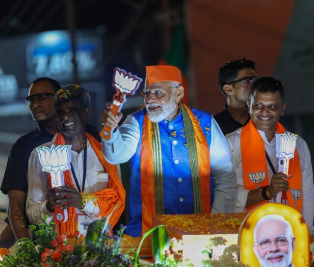 PM Modi held a road show in Mangalore