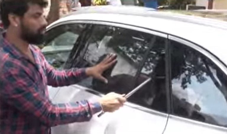 1.40 crore cash was found in a bag inside the luxury car in Bengaluru