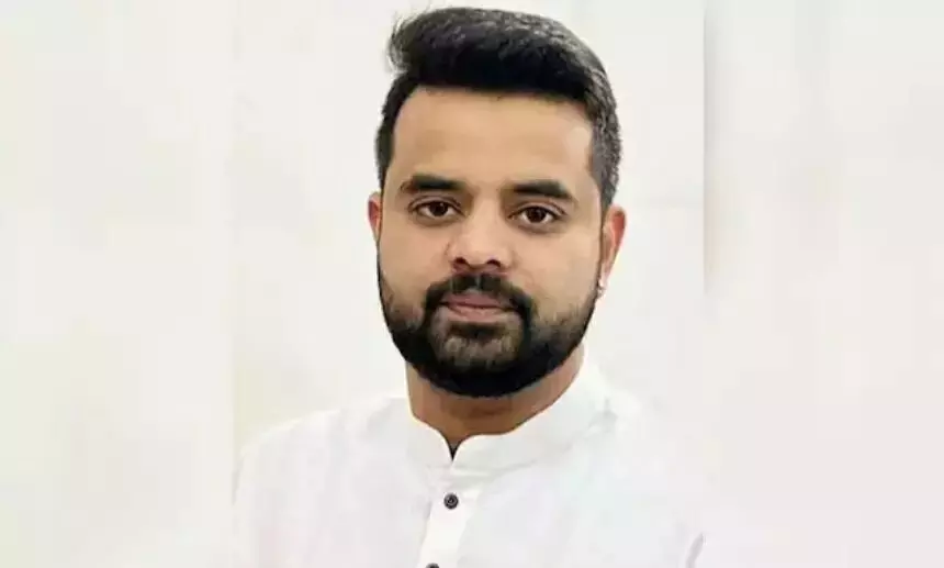 ಲೈಂಗಿಕ ಹಗರಣ | ವಿದೇಶಾಂಗ ಸಚಿವಾಲಯದಿಂದ ಪ್ರಜ್ವಲ್‌ ರೇವಣ್ಣಗೆ ಶೋಕಾಸ್ ನೋಟಿಸ್ : ವರದಿ