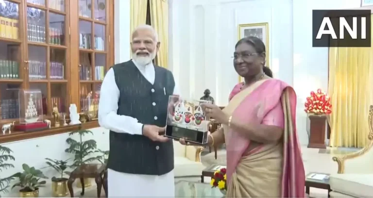 ಸರಕಾರ ರಚಿಸಲು ಹಕ್ಕು ಮಂಡನೆ ರಾಷ್ಟ್ರಪತಿ ಭೇಟಿಯಾದ ನರೇಂದ್ರ ಮೋದಿ