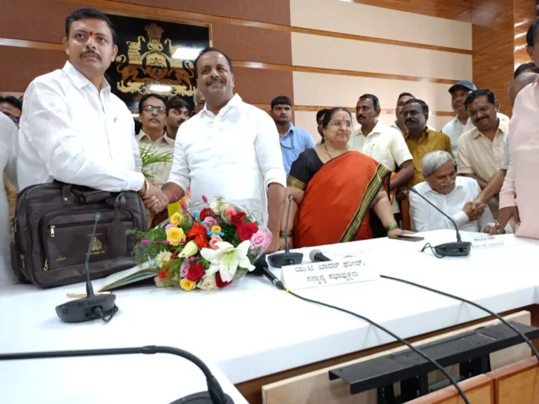 ಸುರಪುರ ನೂತನ ಶಾಸಕರಾಗಿ ರಾಜಾ ವೇಣುಗೋಪಾಲ ನಾಯಕ್ ಪ್ರಮಾಣ ವಚನ