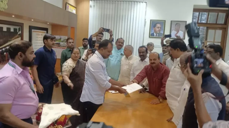 ಶಾಸಕ ಸ್ಥಾನಕ್ಕೆ ಬಸವರಾಜ ಬೊಮ್ಮಾಯಿ ರಾಜೀನಾಮೆ
