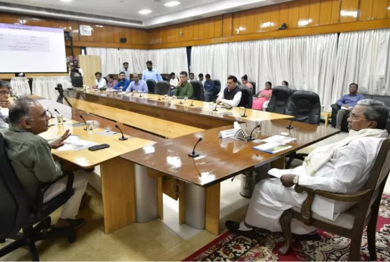‘ಡೆಂಗ್ಯೂ’ ಪ್ರಕರಣ ಹೆಚ್ಚಳ | ಪ್ರತಿ ಶುಕ್ರವಾರ ಡೆಂಗ್ಯೂ ಕುರಿತು ವಿಶೇಷ ಅಭಿಯಾನಕ್ಕೆ ಸಿಎಂ ಸೂಚನೆ