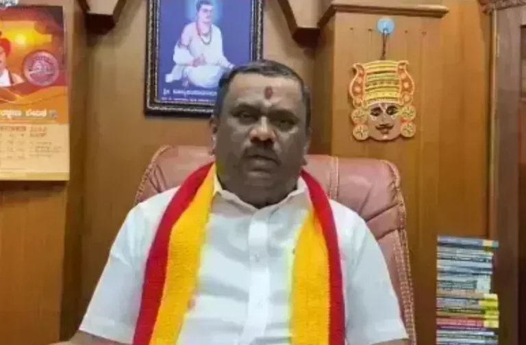 ಕನ್ನಡಿಗರಿಗೆ ಉದ್ಯೋಗ ಮೀಸಲಾತಿ ಆಗ್ರಹಿಸಿ ಜು.1ರಂದು ರಾಜ್ಯಾದ್ಯಂತ ಕರವೇ ಹೋರಾಟ
