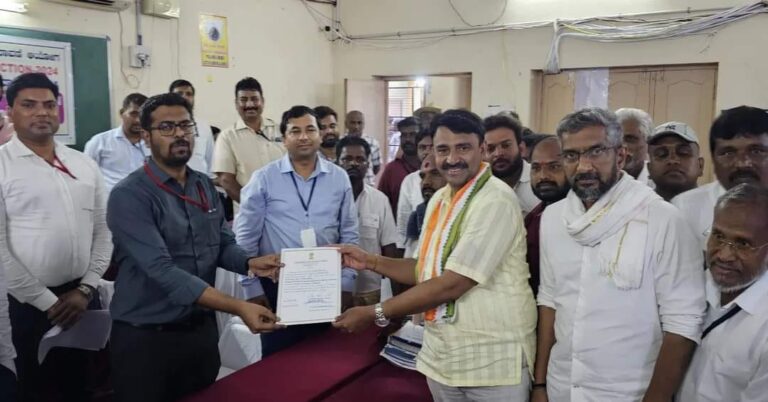 ರಾಯಚೂರು ಲೋಕಸಭಾ ಚುನಾವಣೆಯಲ್ಲಿ ಮಾಜಿ ಐಎಎಸ್ ಅಧಿಕಾರಿ ಜಿ.ಕುಮಾರ್ ನಾಯ್ಕ್ ಗೆಲುವು 4 Former IAS officer G. Kumar Naik won the Raichur Lok Sabha election
