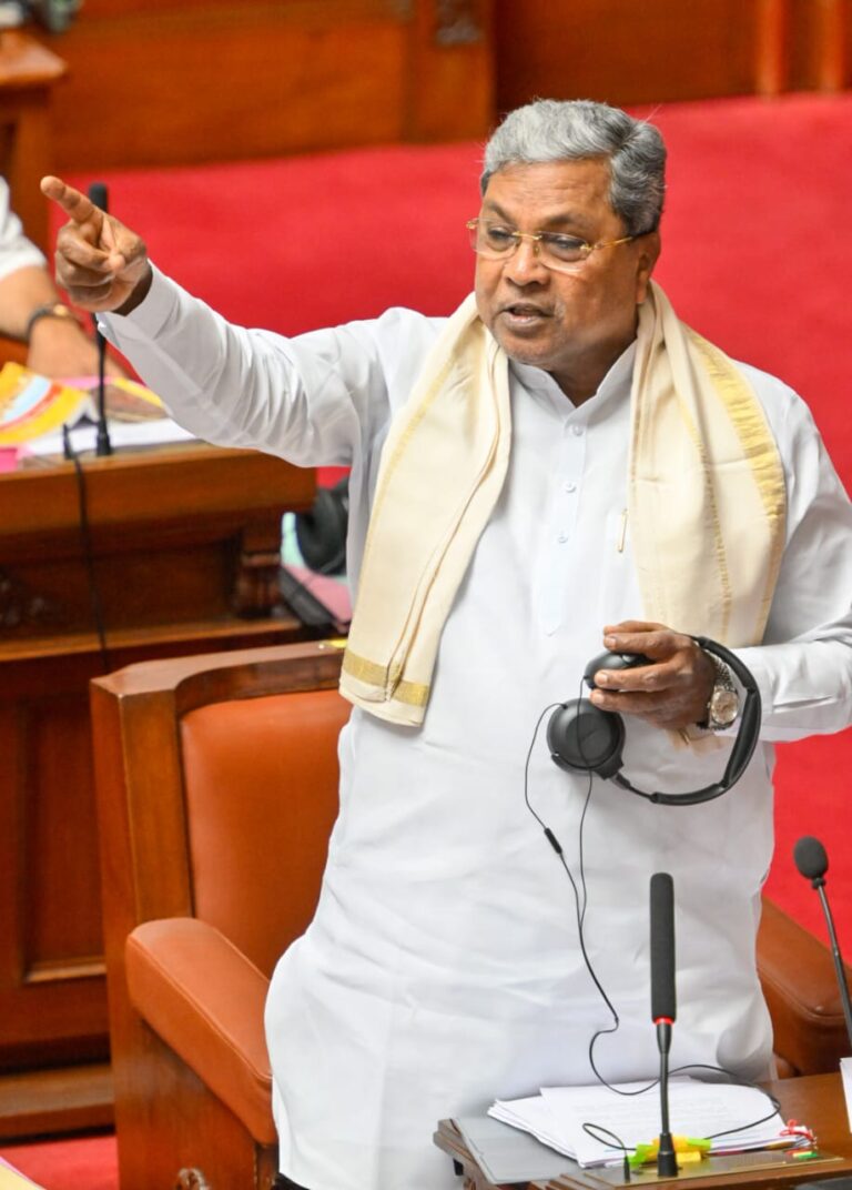 ವಾಲ್ಮೀಕಿ ಅಭಿವೃದ್ಧಿ ನಿಗಮದ ಹಗರಣಕ್ಕೂ ನನಗೂ ಸಂಬಂಧವಿಲ್ಲ, ನಾನೇಕೆ ರಾಜೀನಾಮೆ ನೀಡಲಿ : ಸಿಎಂ ಸಿದ್ದರಾಮಯ್ಯ ಪ್ರಶ್ನೆ 5 IMG-20240722-WA0358