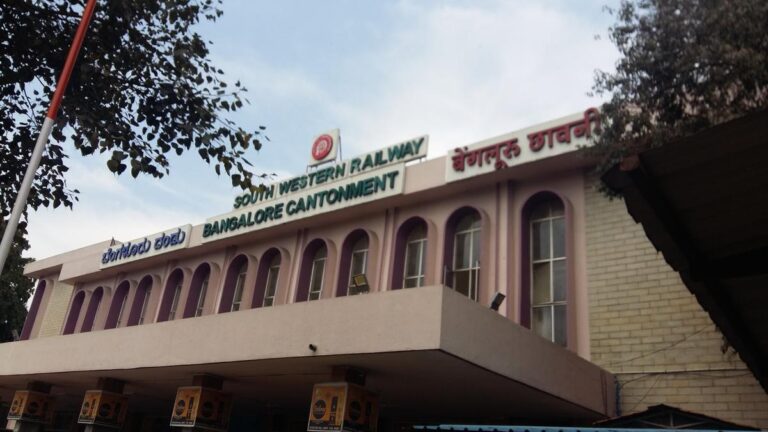 201711121255562378399