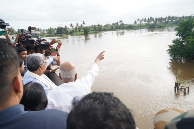 Chief Minister Siddaramaiah Instructs to provide immediate relief to flood victims in Belagavi