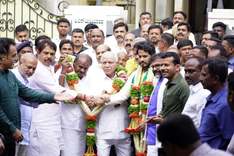 ಚನ್ನಪಟ್ಟಣದಿಂದ ಎನ್ಡಿಎ ಮೈತ್ರಿಕೂಟದ ಜೆಡಿಎಸ್ ಅಭ್ಯರ್ಥಿಯಾಗಿ ನಿಖಿಲ್ ಕುಮಾರಸ್ವಾಮಿ ಕಣಕ್ಕೆ 5 ಉಪ ಚುನಾವಣೆ | ಚನ್ನಪಟ್ಟಣದಿಂದ ಜೆಡಿಎಸ್ ಅಭ್ಯರ್ಥಿಯಾಗಿ ನಿಖಿಲ್ ಕುಮಾರಸ್ವಾಮಿ ಕಣಕ್ಕೆ