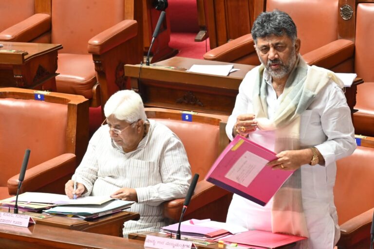 ಬೆಂಗಳೂರಿನ ಟ್ರಾಫಿಕ್‌ ಸಮಸ್ಯೆಗೆ ಟನಲ್ ರಸ್ತೆ, ಡಬಲ್ ಡೆಕ್ಕರ್, ಬಫರ್ ರೋಡ್, ಎಲಿವೇಟೆಡ್ ಕಾರಿಡಾರ್ ಪರಿಹಾರ-ಡಿಕೆಶಿ