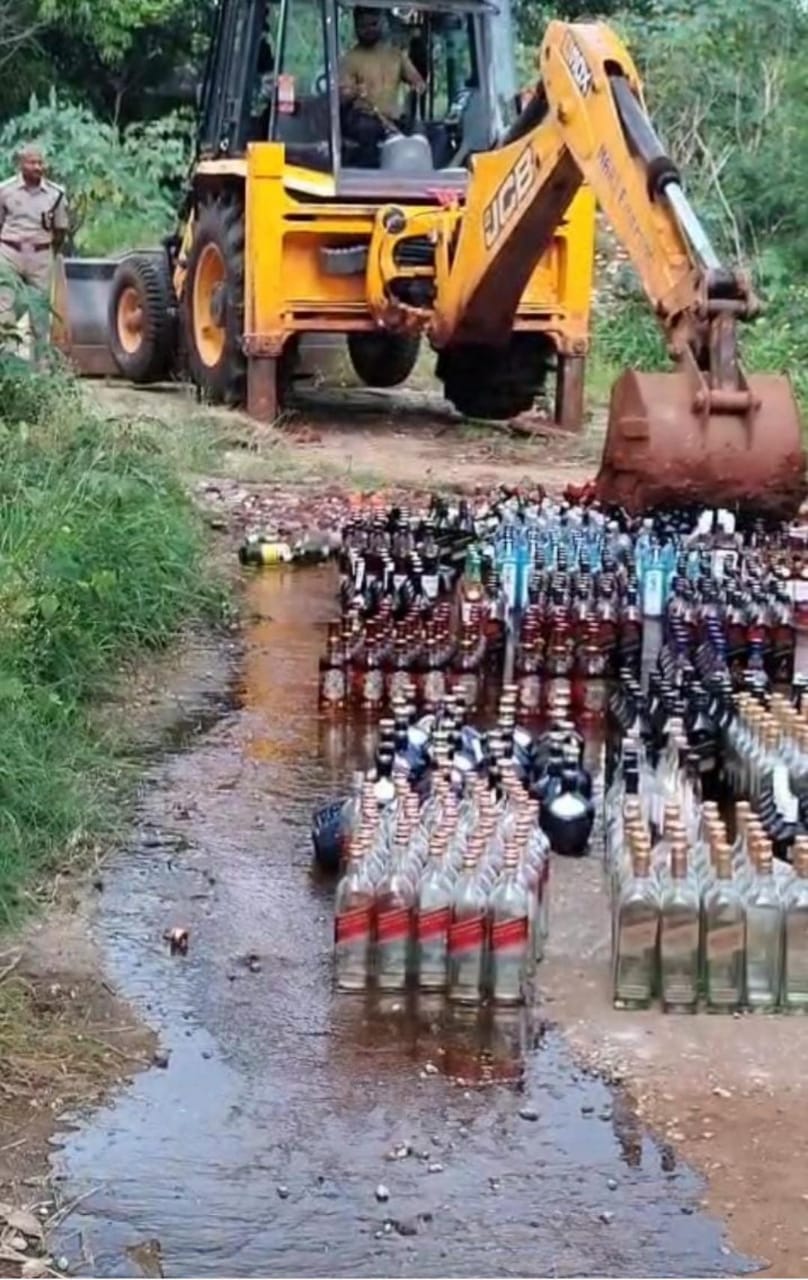 ₹3.9 million worth of illegal liquor destroyed in Bengaluru