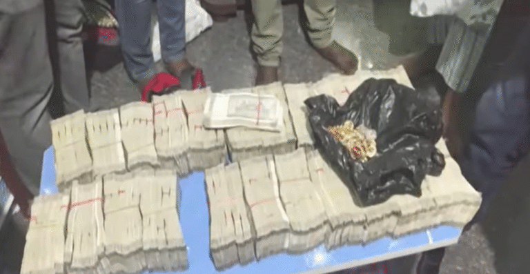 Bengaluru: Cash, jewellery theft case from businessman’s house – Woman arrested