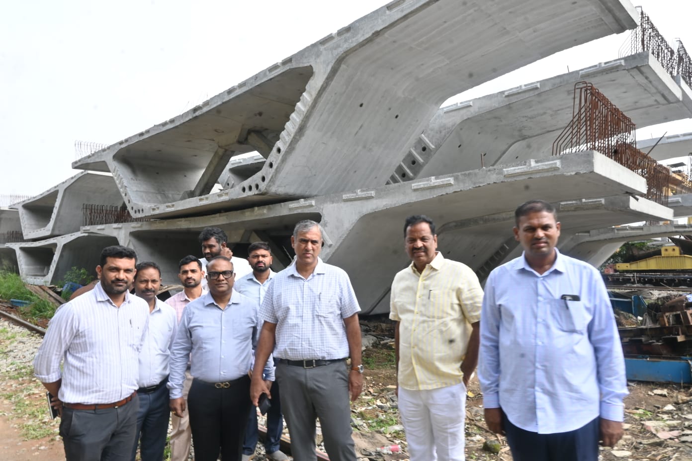 Ejipura flyover: ಮಾರ್ಚ್ 2026ರೊಳಗೆ ಏಜಿಪುರಾ ಫ್ಲೈಓವರ್ ಪೂರ್ಣಗೊಳಿಸಲು ಗುರಿ: ಮಹೇಶ್ವರ್ ರಾವ್ 1 Aim to complete Ejipura flyover by March 2026: Maheshwar Rao