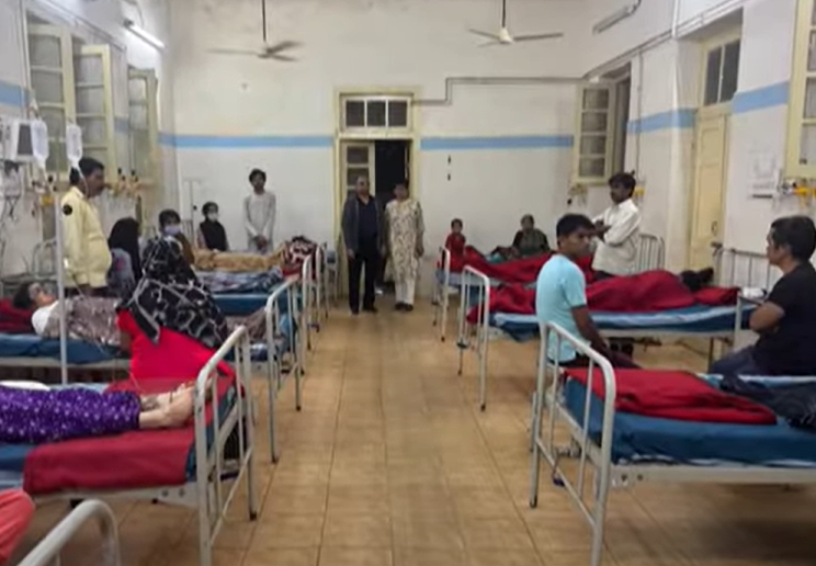 Fire breaks out in Victoria Hospital's Burns Ward: 26 patients including those in ICU evacuated safely