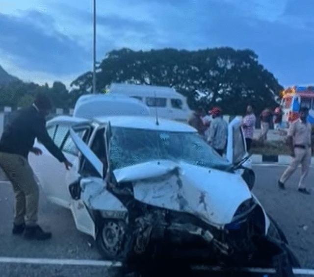 Terrible accident on Mysore-Bengaluru Expressway: Three dead on the spot, one in critical condition