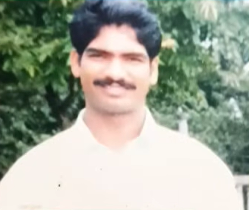 19 ಗಂಟೆಗಳ ವಿಚಾರಣೆಯ ನಂತರ ‘ಮಾಸ್ಕ್ ಮ್ಯಾನ್’ ಚಿನ್ನಯ್ಯ ಬಂಧನ – ಎಸ್ಐಟಿ 10 ದಿನಗಳ ಕಸ್ಟಡಿ ಬೇಡಿಕೆ 2 'Mask Man' Chinnaiah arrested after 19 hours of interrogation – SIT demands 10-day custody