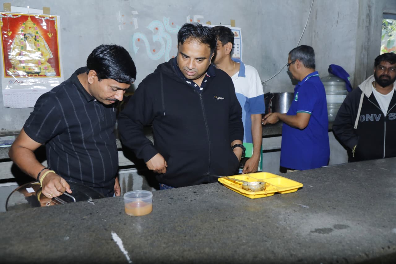 Bengaluru West City Corporation Commissioner Dr. Rajendra K.V. inspected areas
