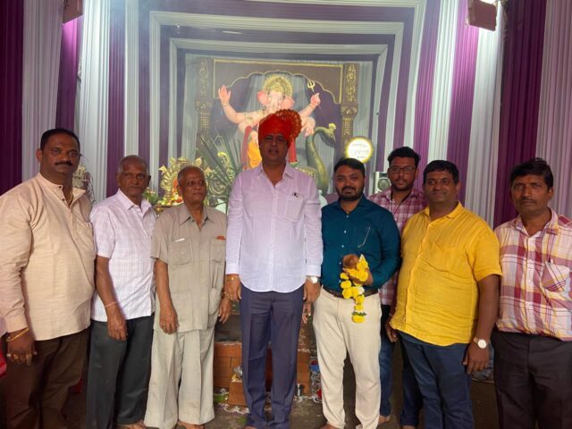 Belgaum Ganesh Festival: BJP leader Kiran Jadhav visits public pandals, wishes citizens happiness and peace