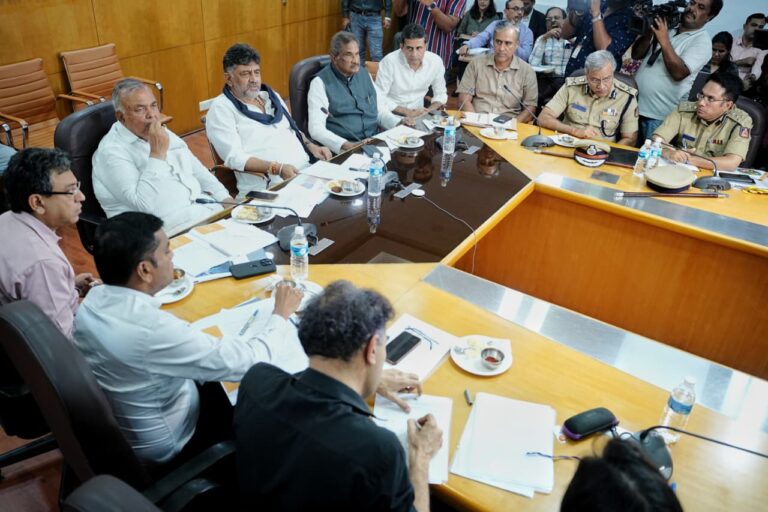 Bangalore clean-up: D.K. Shivakumar warns officials – stop bogus bill, set deadline for garbage-free city