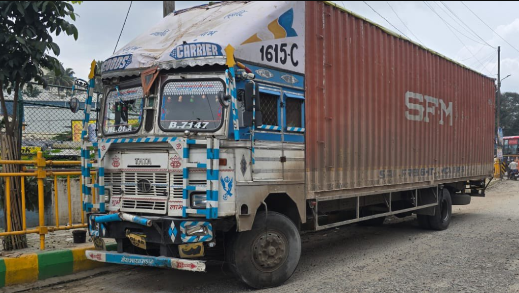 Bengaluru Accident Horror: Container Loses Control, Crashes into Auto – Three Killed in Kamakshipalya
