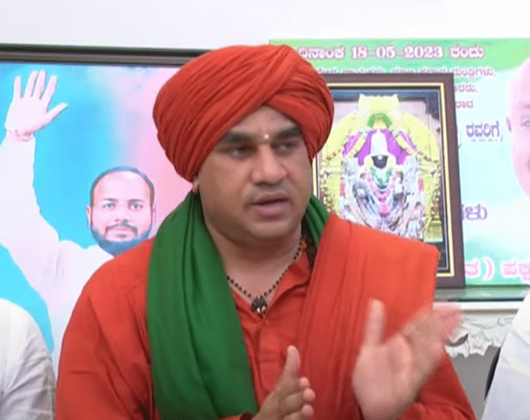 Basavajaya Mrityunjaya Swamiji's expulsion: Trust decision in Kudalsangama Panchamasali Peetha, political rift with Vijayananda Kashpanavar is the reason