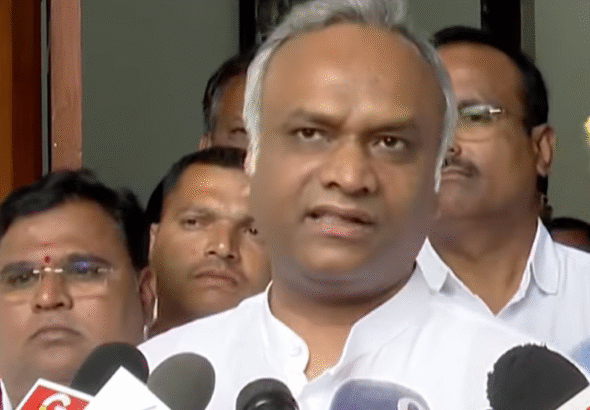 “I can’t be silenced by threat calls” — Priyanka Kharge’s statement is a political earthquake, BJP hits back: ‘This is a publicity gimmick!’