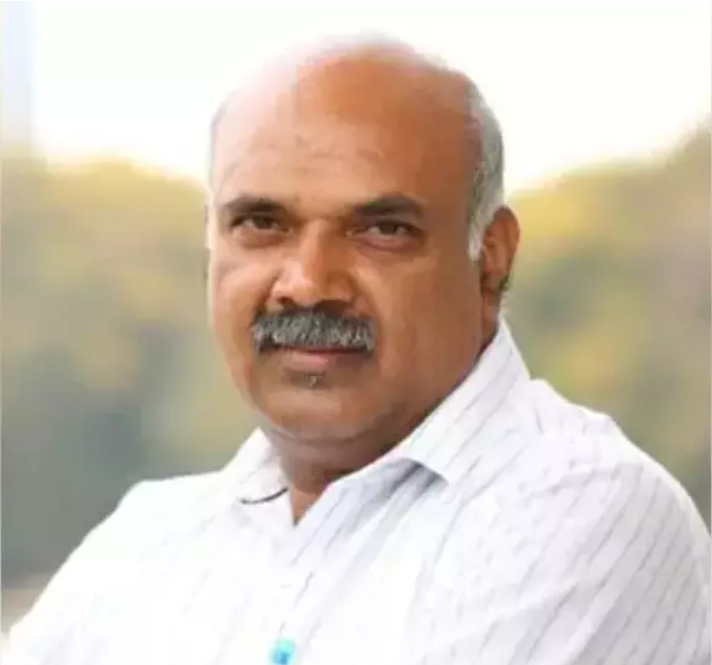 Karnataka Journalists Association's 2025-28 officer team elected unopposed under the leadership of Shivananda Tagadoor