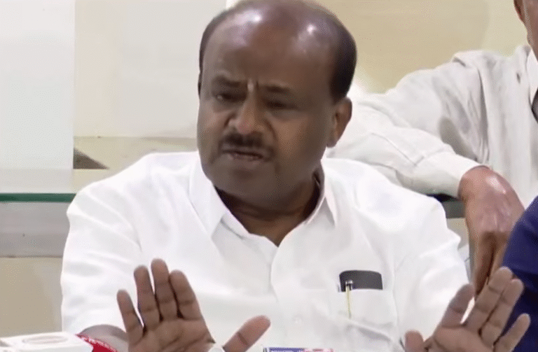 Swamiji's intervention in Congress dispute unnecessary: ​​Caste politics is harmful to the state — Kumaraswamy warns
