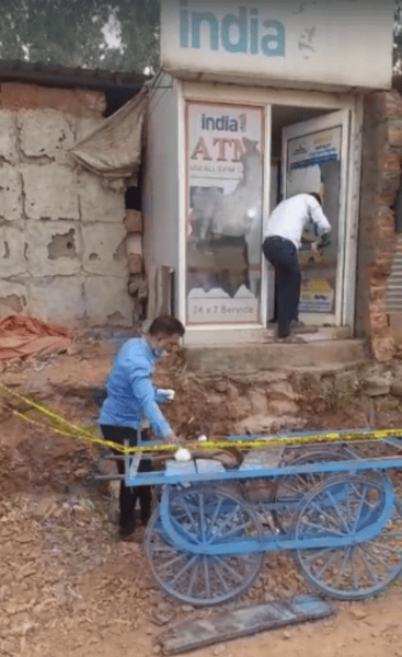 Belagavi | Miscreants carry ATM machine on a pushcart; CCTV footage captured