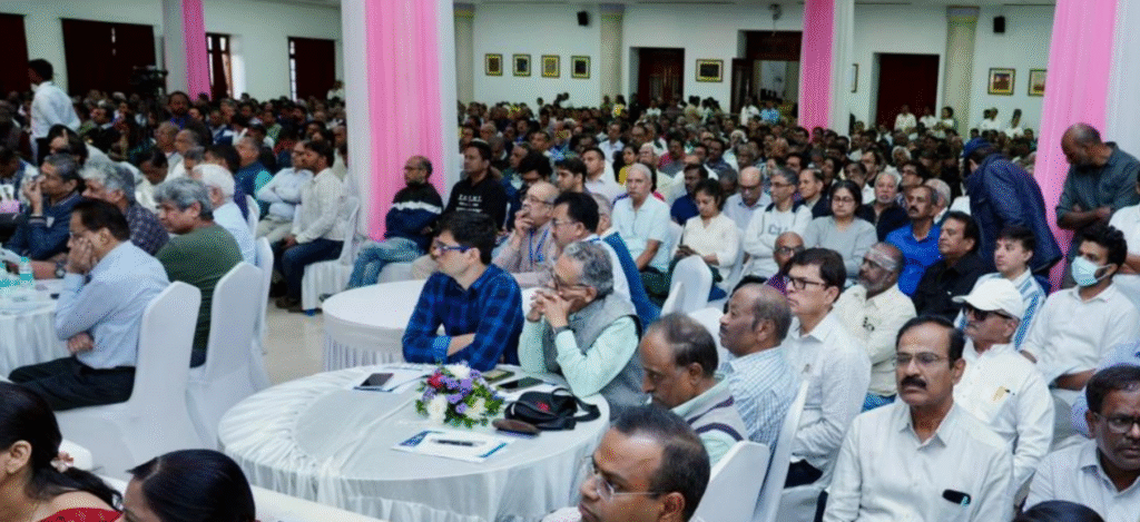 2.5 ವರ್ಷಗಳ ವಿಳಂಬದ ನಂತರ ಅಪಾರ್ಟ್ಮೆಂಟ್ ವಿಧೇಯಕ: “ನಮ್ಮ ಮೇಲೆ ನಂಬಿಕೆ ಇಡಿ” – ಅಪಾರ್ಟ್ಮೆಂಟ್ ನಿವಾಸಿಗಳಿಗೆ ಡಿಕೆ ಶಿವಕುಮಾರ್ ಸಂದೇಶ 2 Apartment Bill after 2.5 years of delay: “Have faith in us” – DK Shivakumar’s message to apartment residents