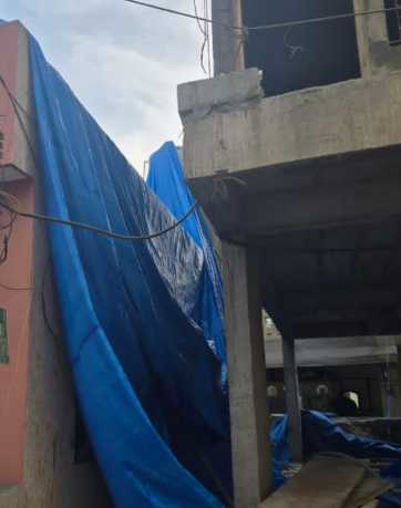 Building tragedy in Chinnappanahalli: Bricks fall from above – 4-year-old child dies, three injured