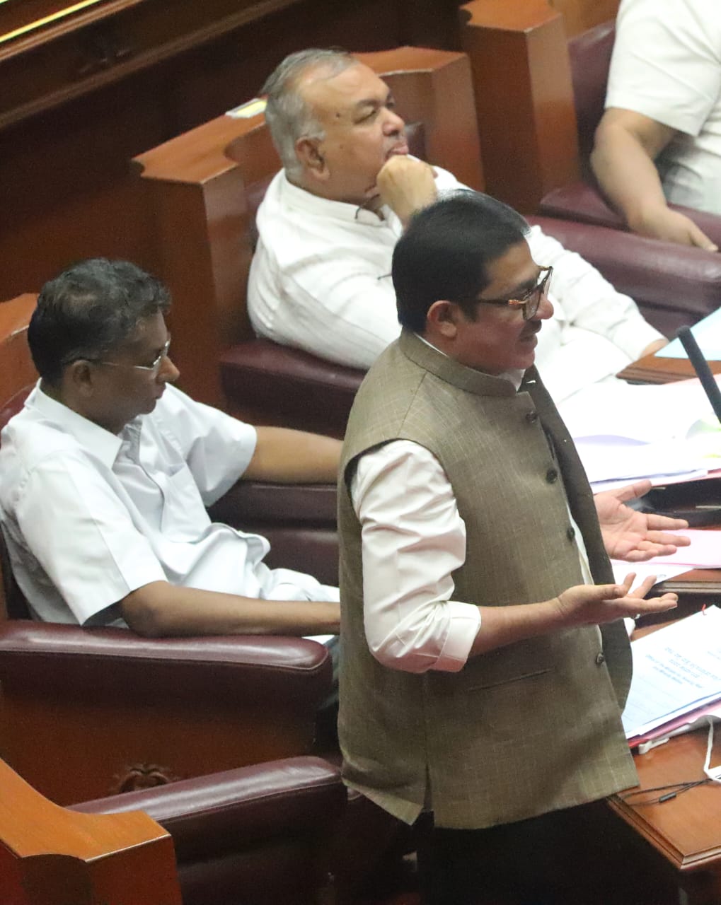 37.48 lakh more homeless in Karnataka: Minister Zameer Ahmed Khan