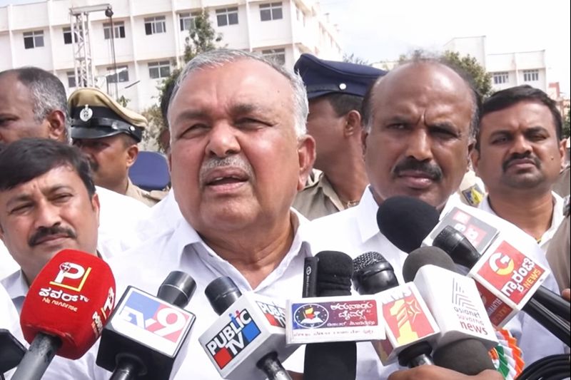 Advertisement on buses controversy: Transport Minister Ramalinga Reddy says we have ordered a 40% limit