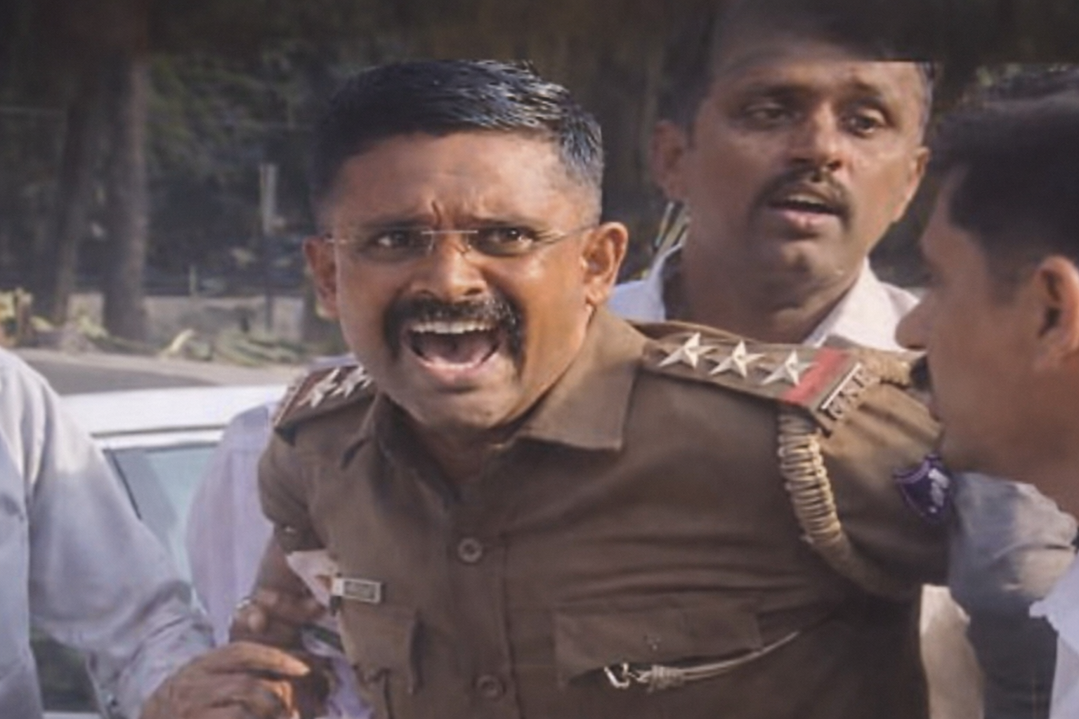 ₹4 lakh bribe, threats, then high drama: KP Agrahara inspector caught in Lokayukta trap