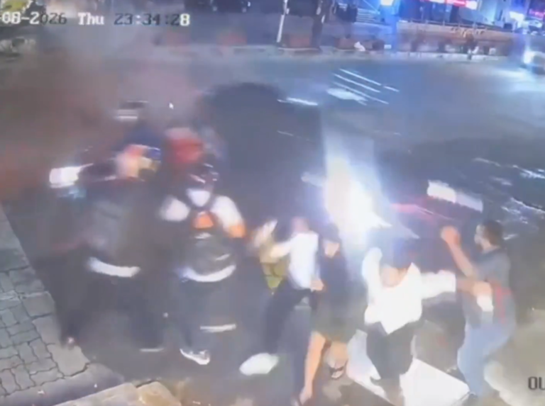 terrible accident was avoided on Indiranagar 100 Feet Road: Drunk driver loses control of car and crashes into restaurant