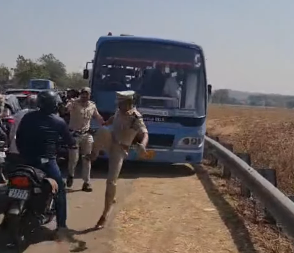 Mysore SP tries to thrash biker while clearing road for CM's vehicle; Outrage over 'VIP policing'
